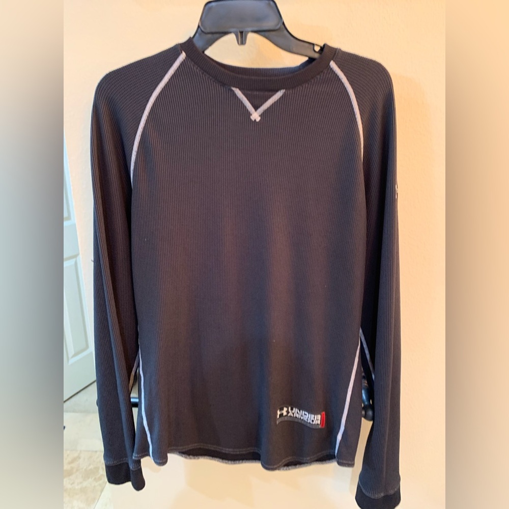 Under Armour all season shirt
